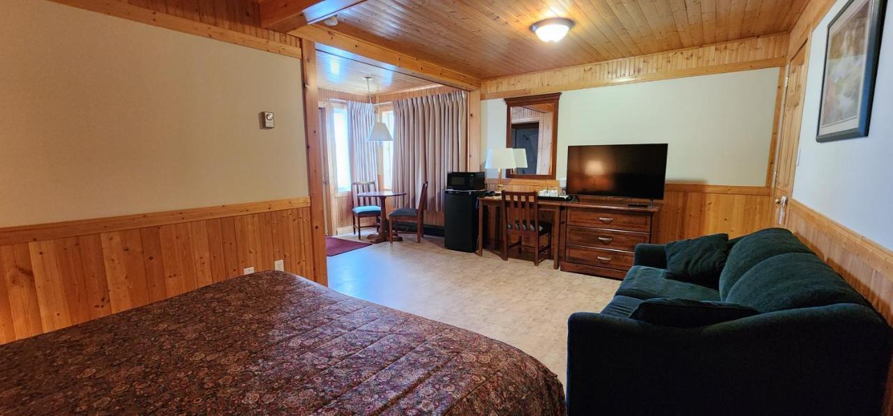 Auberge Motel 4 Saisons Blanc-Sablon Dış mekan fotoğraf