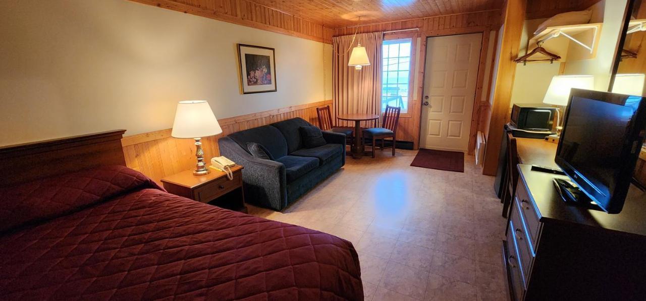 Auberge Motel 4 Saisons Blanc-Sablon Dış mekan fotoğraf